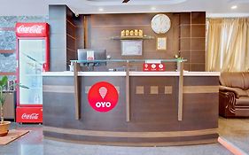 Oyo 11724 Hotel Chitra Residency